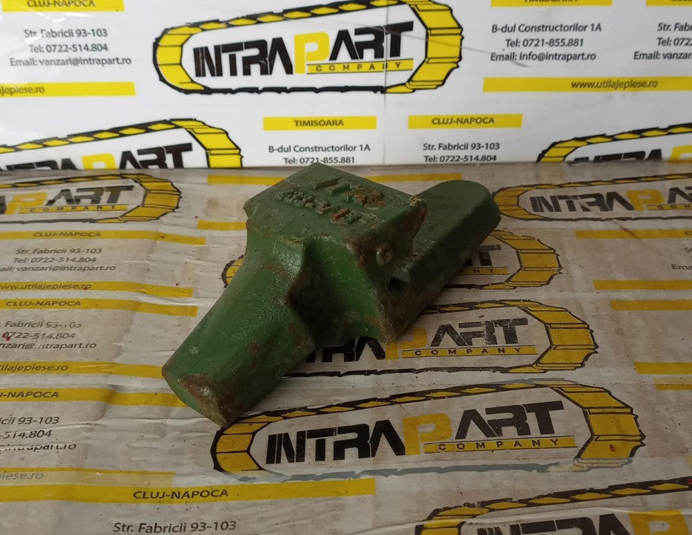 833.V13 ADAPTOR DINTE CUPA